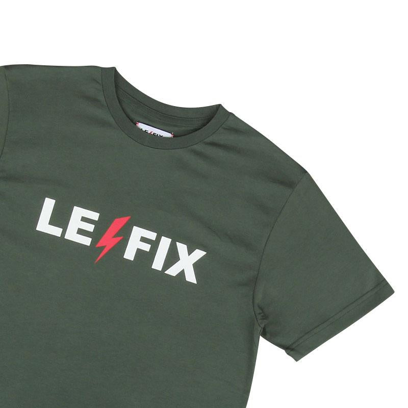 LE FIX LIGHTNING T-SHIRT - Modebillede af grøn t-shirt med lynprint