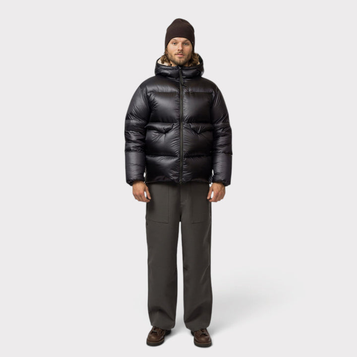 Snow Peak Pertex Light Weight Down Jakke I Sort
