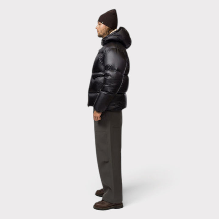Snow Peak Pertex Light Weight Down Jakke I Sort