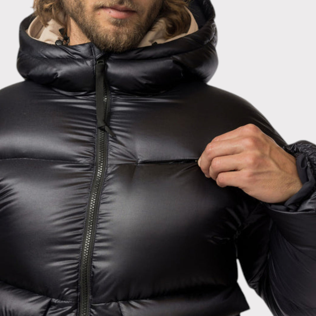 Snow Peak Pertex Light Weight Down Jakke I Sort