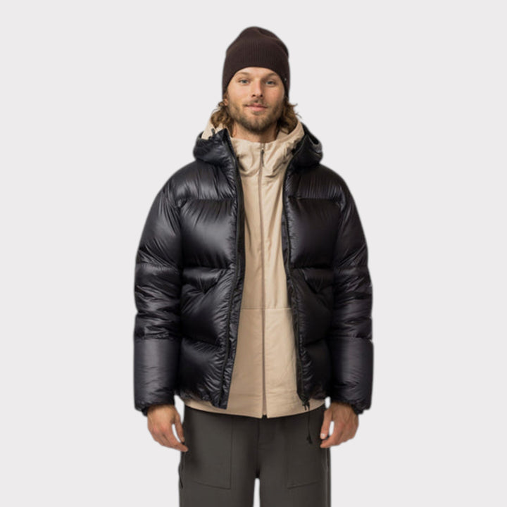 Snow Peak Pertex Light Weight Down Jakke I Sort