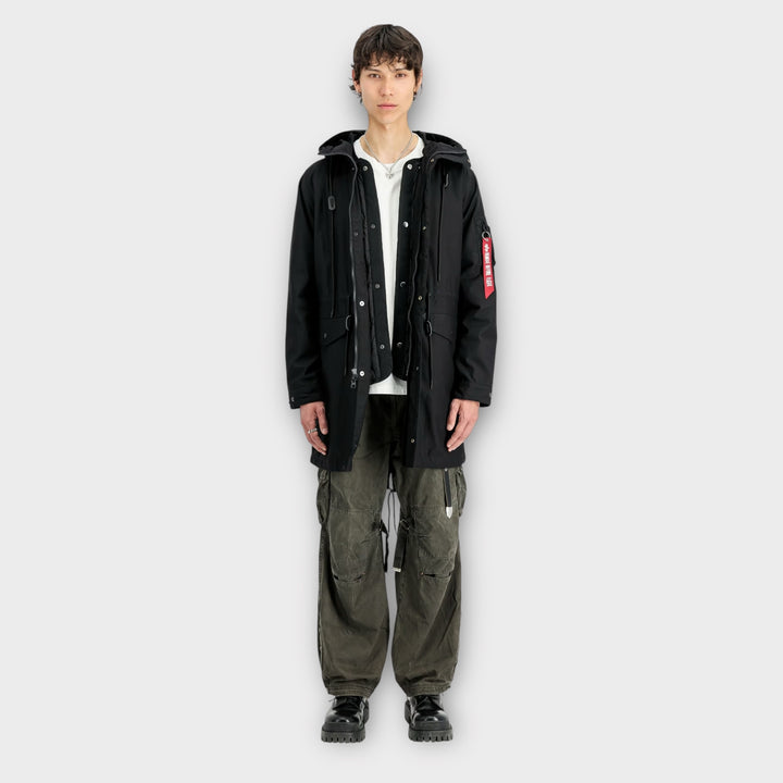 alpha-industries-studio-m51-fishtail-jakke-black