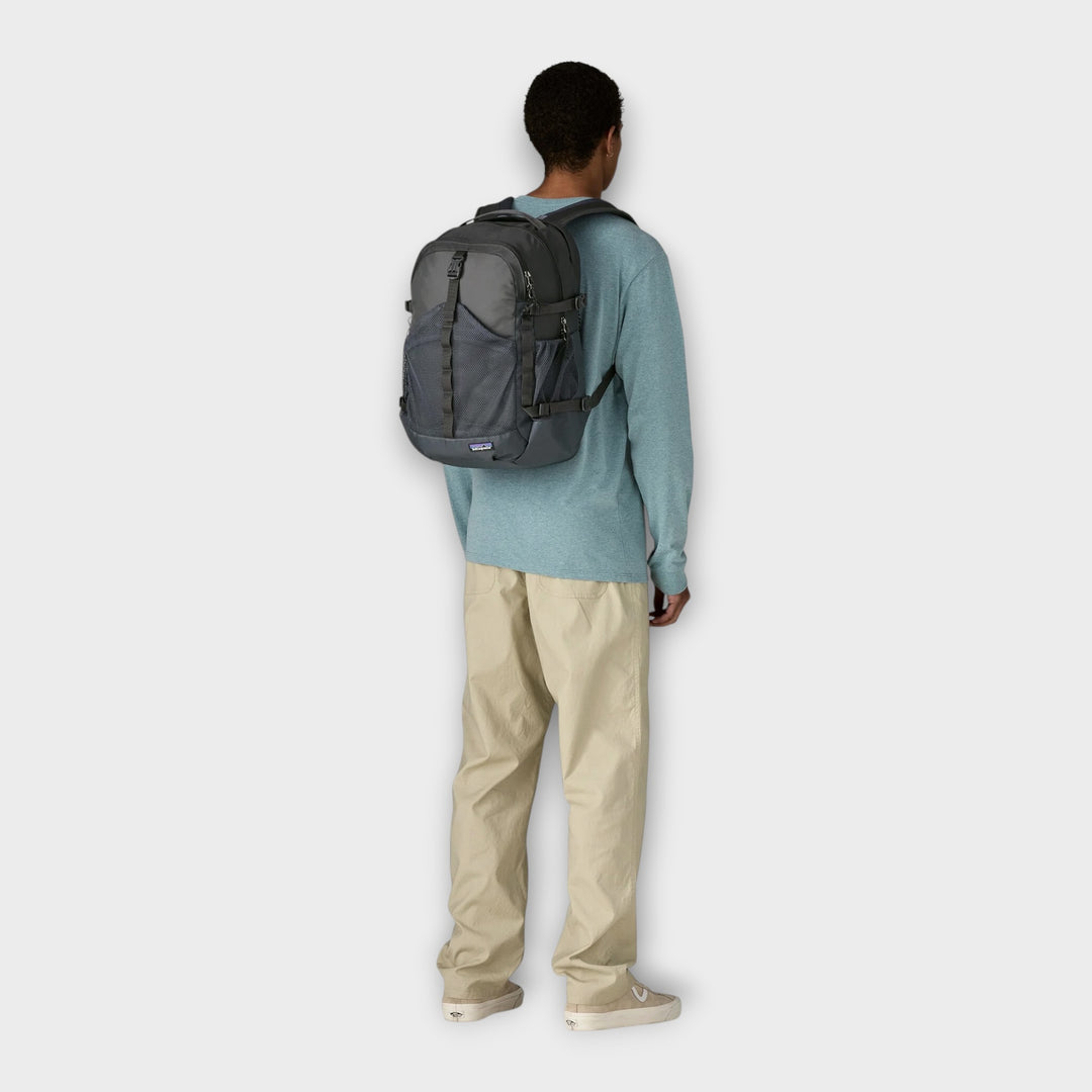 Patagonia Refugio Day Pack 30L I Smolder Blue