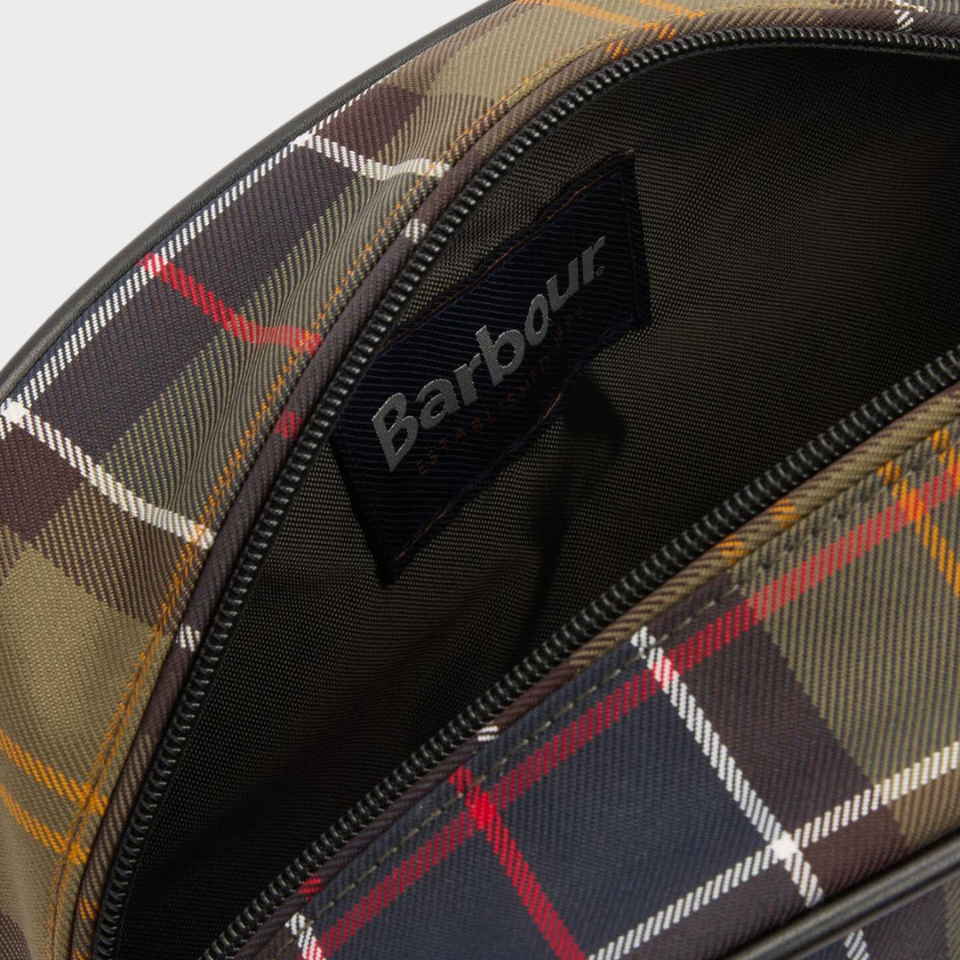 Barbour Tartan Wash Bag  I Olive