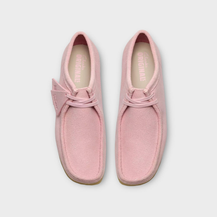 clarks-wallabee-light-pink-suede-back