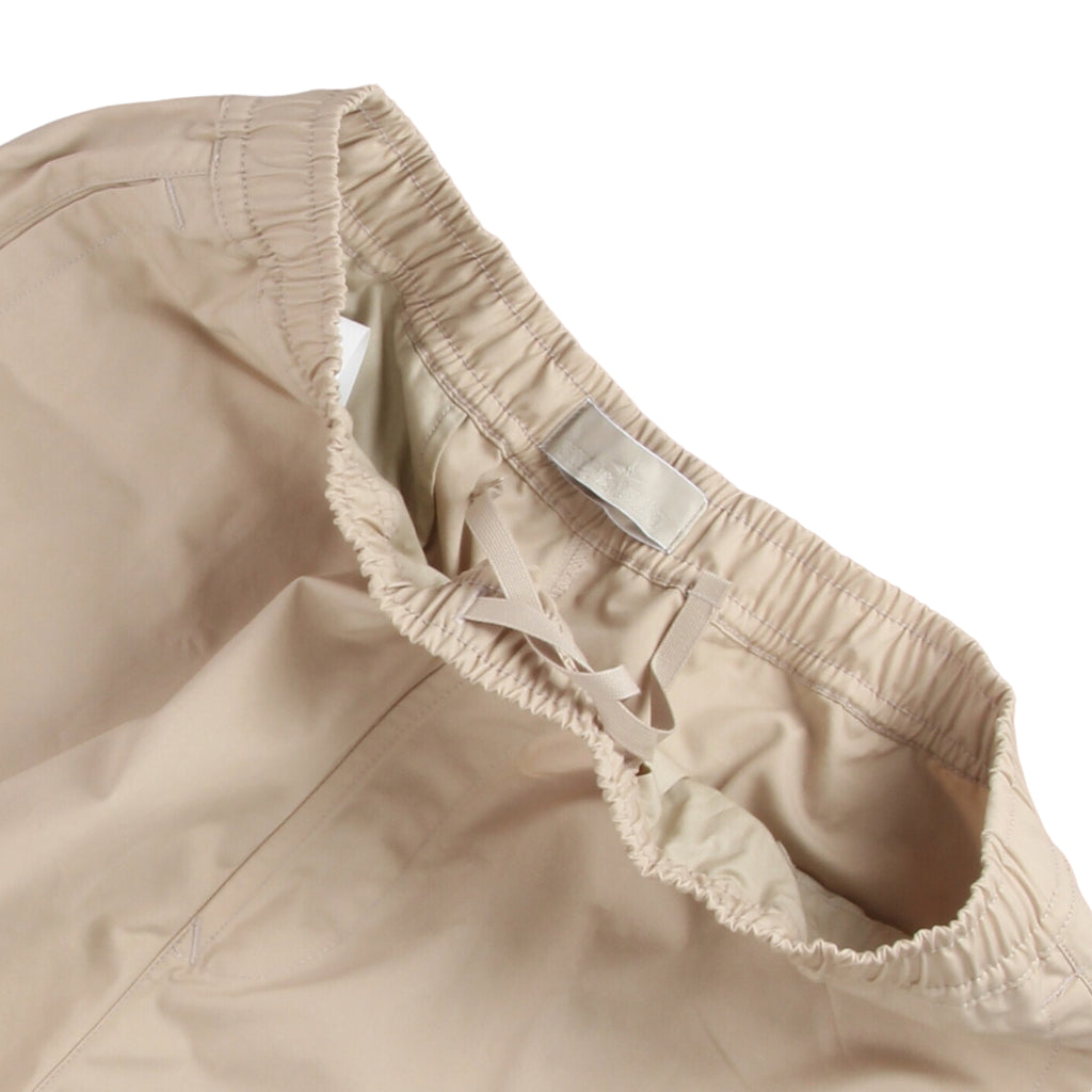Stone Island Bermuda Comfort Ghost Shorts - Beige - Close-up af stof