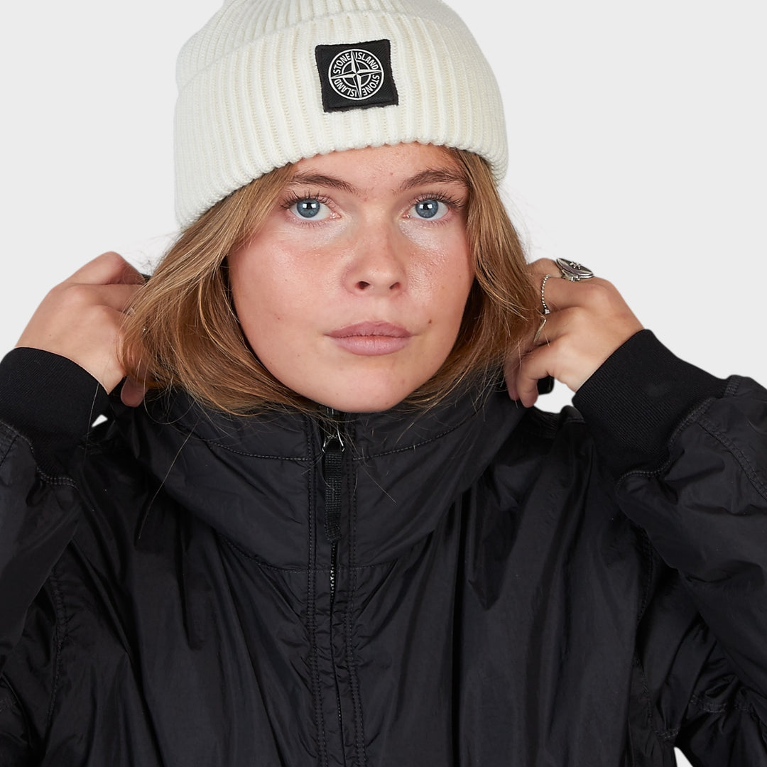 Stone Island Knitted Hat In Cream