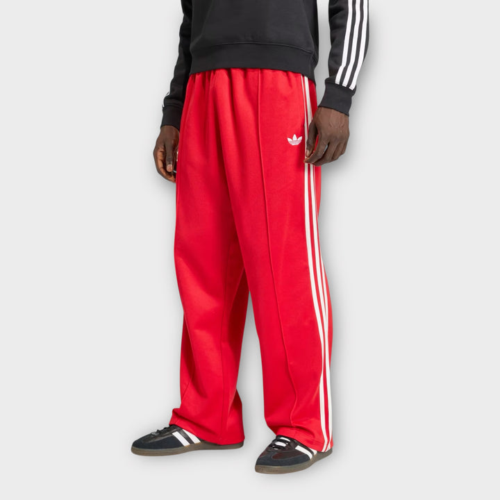 Adidas Baggy Trackpants I Red