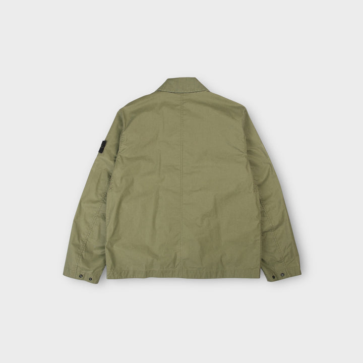 stone-island-pigmented-wax-coach-jacket-green-back
