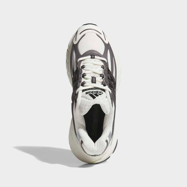 Adidas Adistar XLG 2.0 set fra siden.