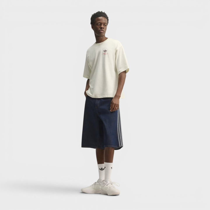 Adidas Firebird Denim Shorts i Indigo.