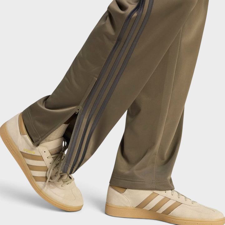 Adidas Firebird Trackpants i Branch