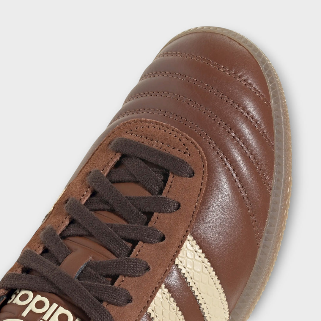 Adidas Samba JP sko i brun/sand til herrer.
