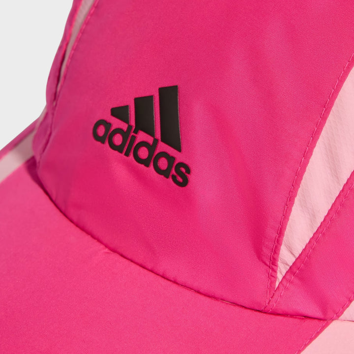 Adidas Teamgeist kasket i Shock Pink set bagfra med justerbar lukning.