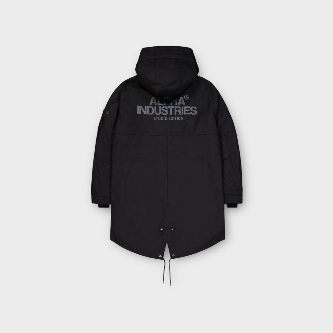 Klassisk sort militærparka fra Alpha Industries