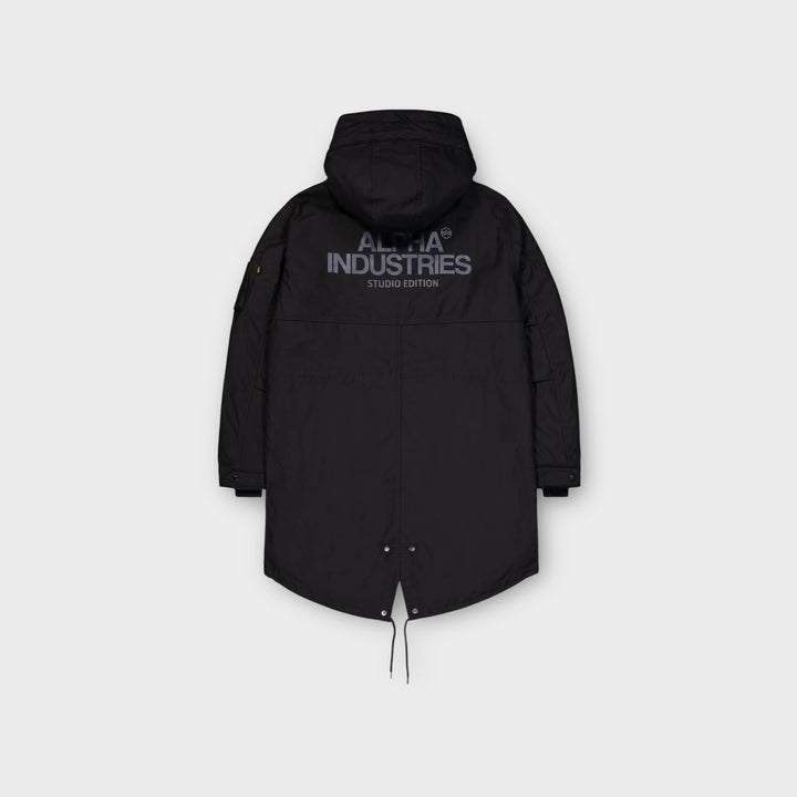 Klassisk sort militærparka fra Alpha Industries