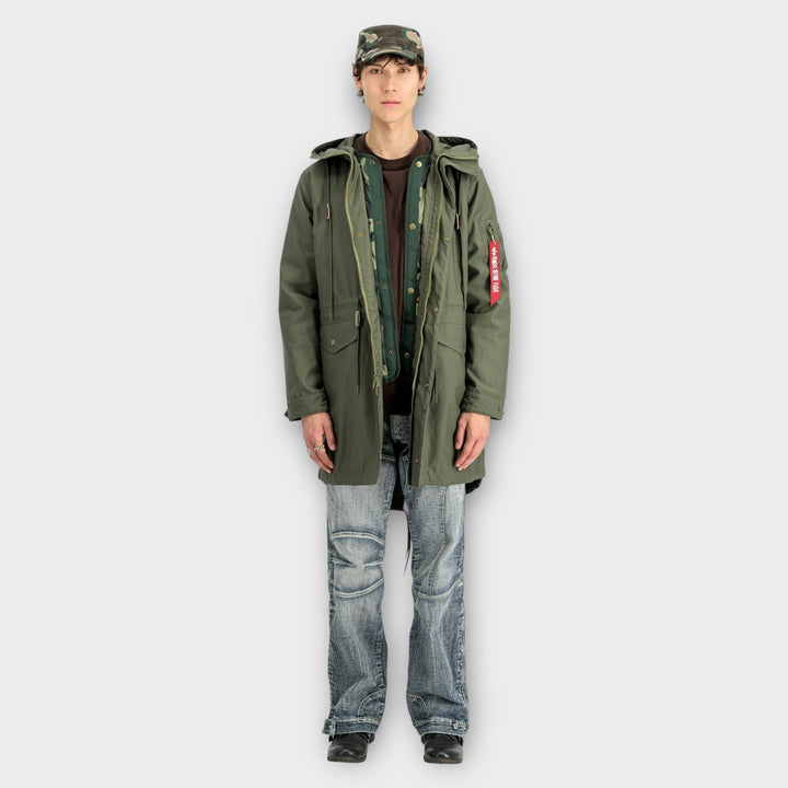 Klassisk militærinspireret fishtail jakke i olivengrøn fra Alpha Industries