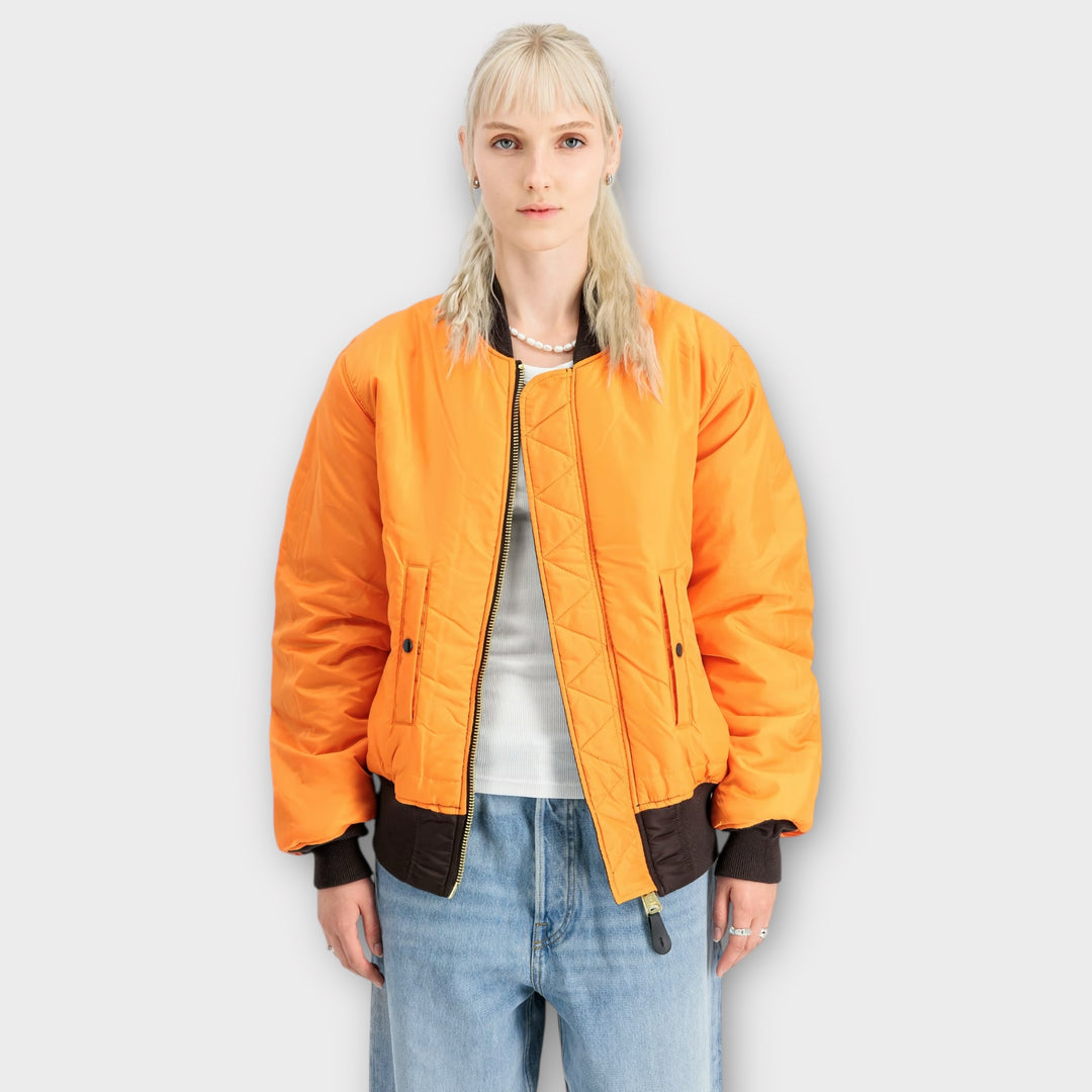 Alpha Industries MA-1 Hunter Brown bomberjakke med klassisk design