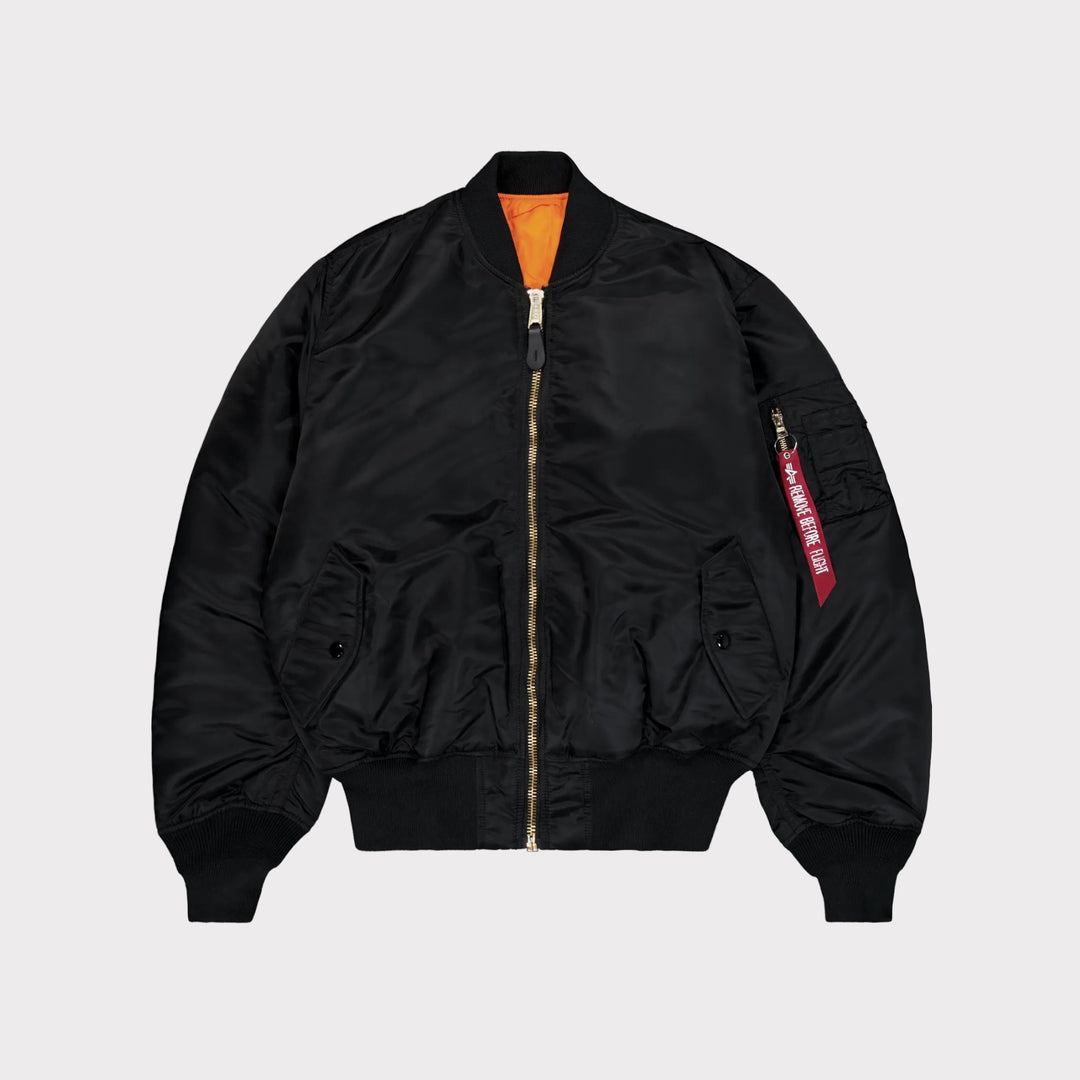 Alpha Industries MA-1 Heritage bomberjakke i burgundy til herre – klassisk Core Fit pasform og Flight Nylon-materiale 