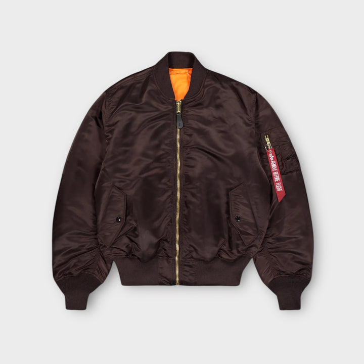 Alpha Industries MA-1 Heritage Bomberjakke i Hunter Brown set forfra