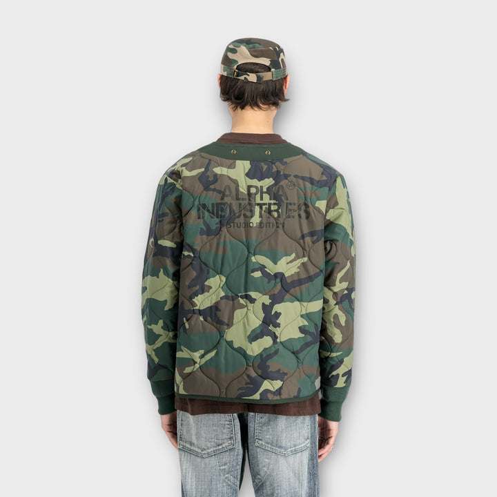 Alpha Industries Studio Liner Jakke i camo streetwear stil