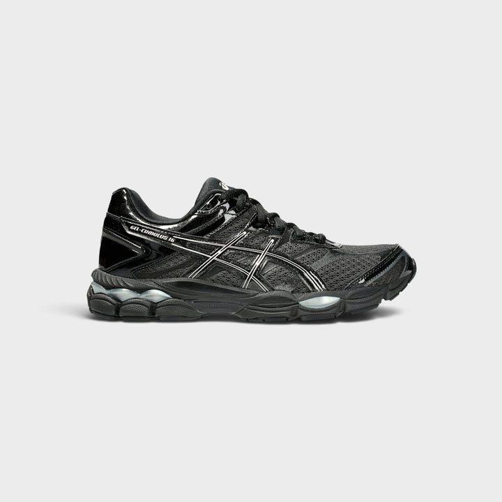 Asics Gel-Cumulus 16 unisex sneakers til hverdagsbrug.