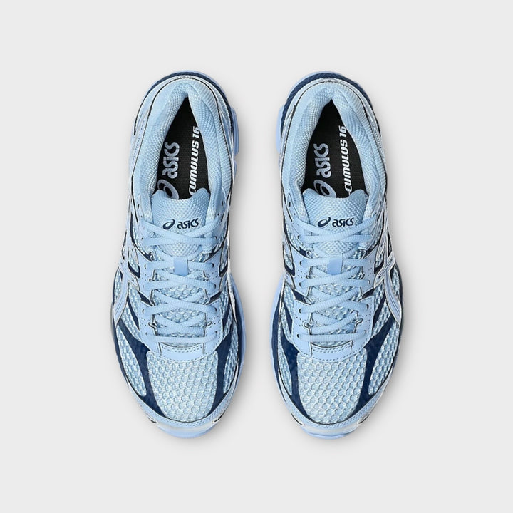 Asics Gel-Cumulus 16 i Stone Wash/Blue med slidstærk ydersål