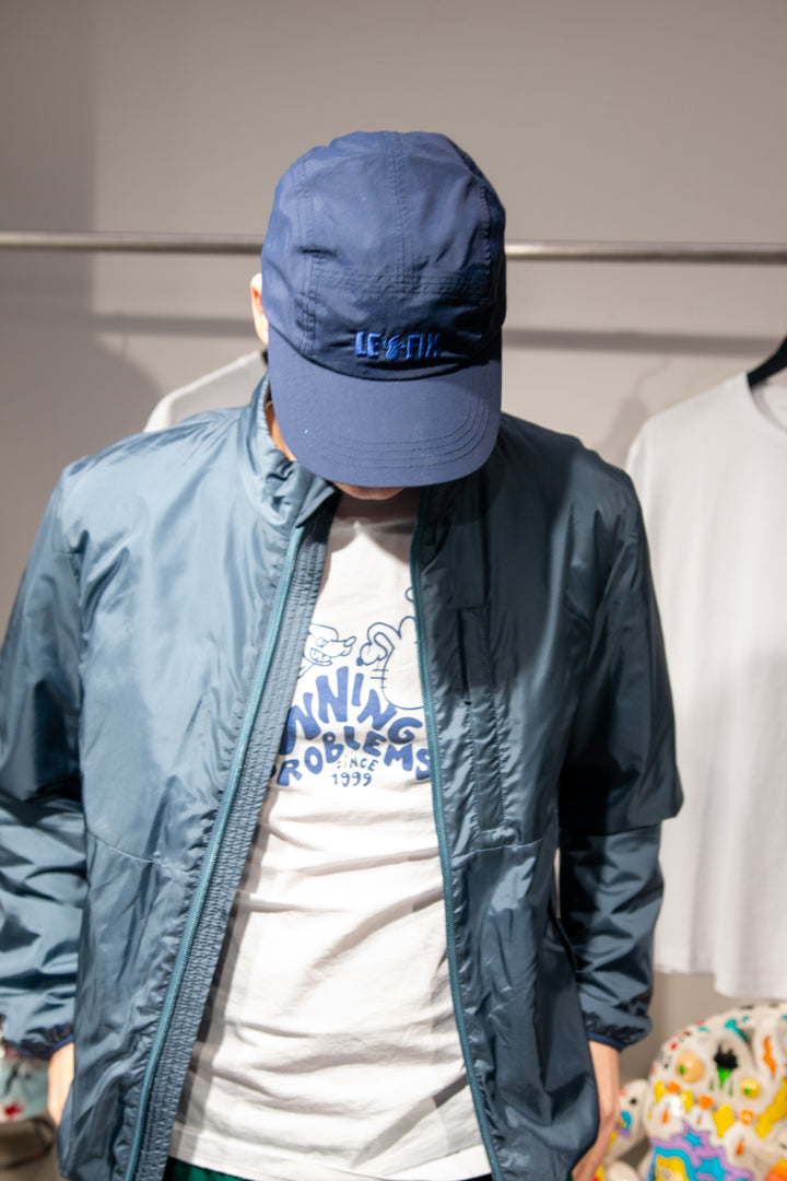 Bagside af Aspesi Giubbotto JIL jakke i Air Force Blue