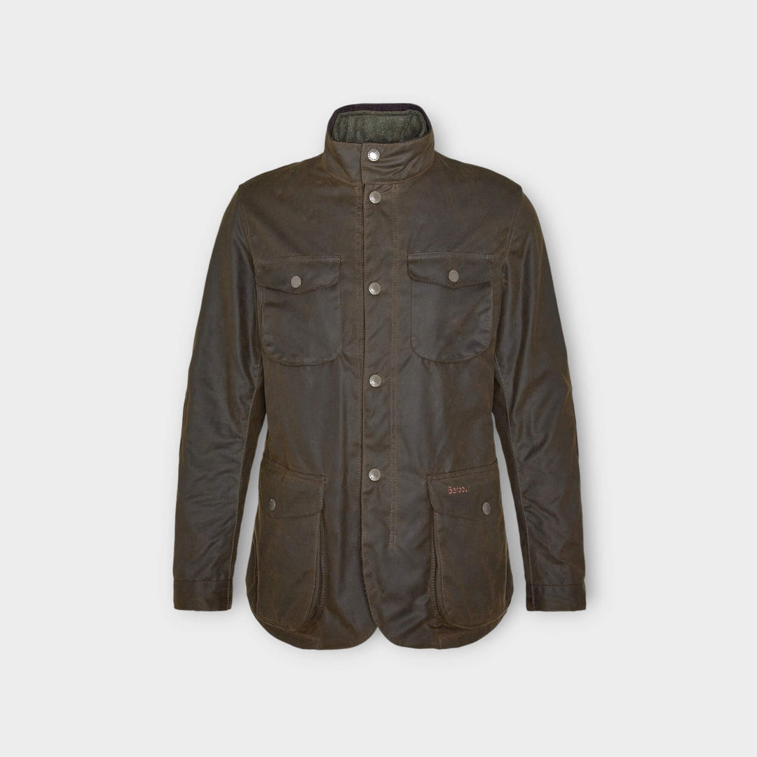 Barbour Ogston Wax Jakke i Grøn set forfra med fire frontlommer