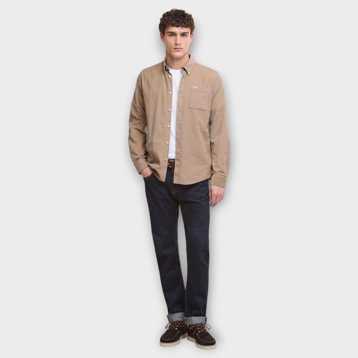 Slim fit Barbour skjorte i bomuld – Ramsey Tailored Washed Stone
