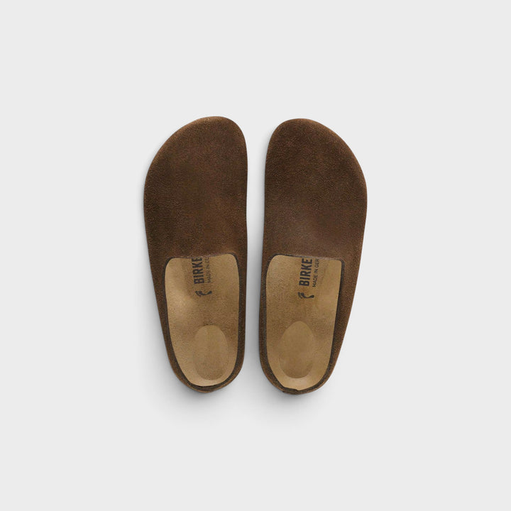Birkenstock Amsterdam i blødt ruskind til hverdagsbrug.