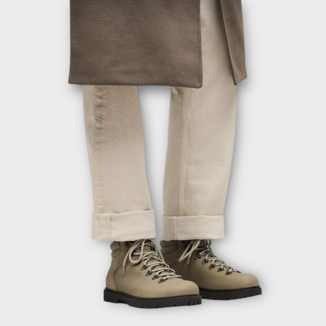 Komfortabel Birkenstock Jackson 2.0 læderstøvle i Taupe