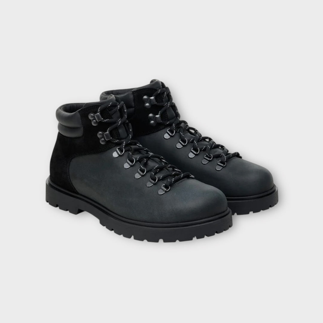 Birkenstock Jackson 2.0 læderstøvle i farven Black