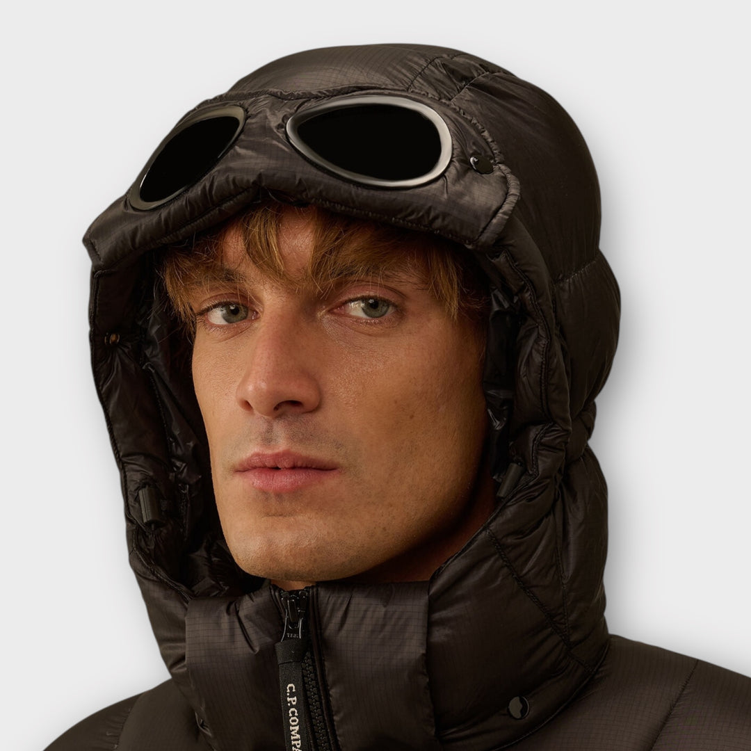 C.P. Company Extrafine Merino Wool Goggle Sweater med skjulte sidelommer.