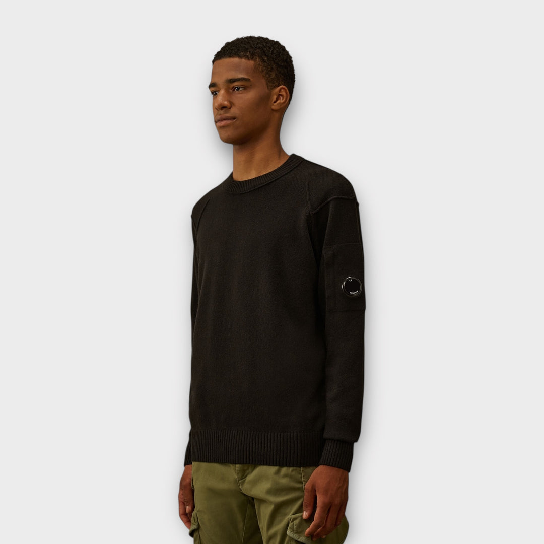 C.P. Company Lambswool GRS Lens Crewneck sort til herrer.