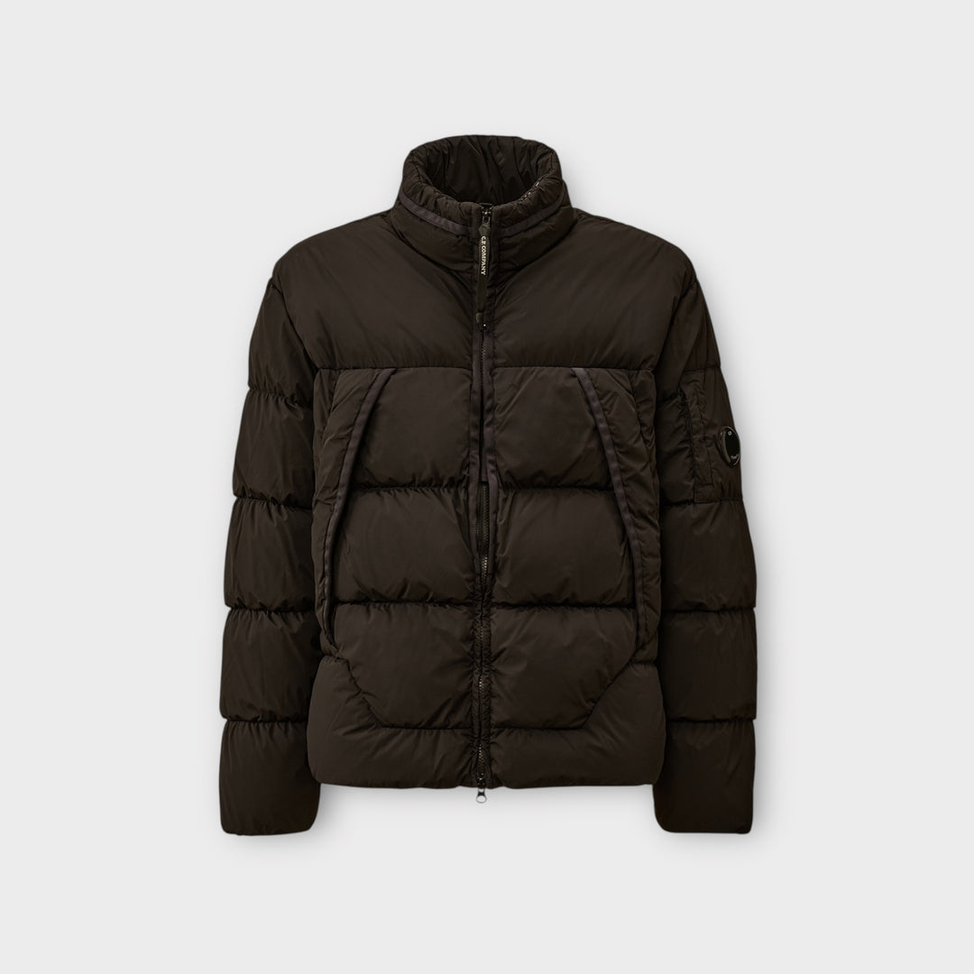 C.P. Company Nycra-R Hooded Down jakke i sort.
