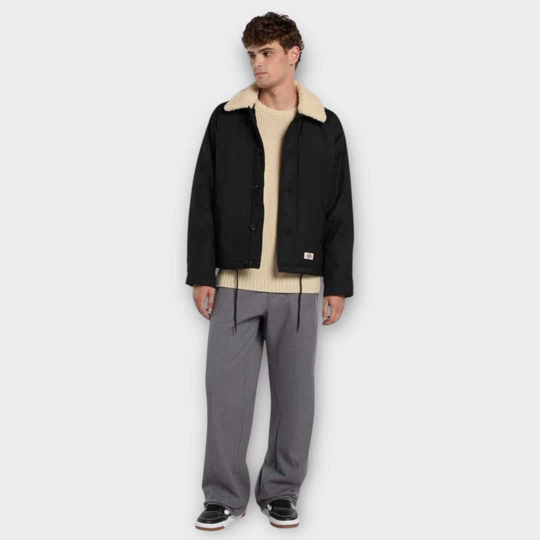 Vandafvisende sort jakke fra Dickies