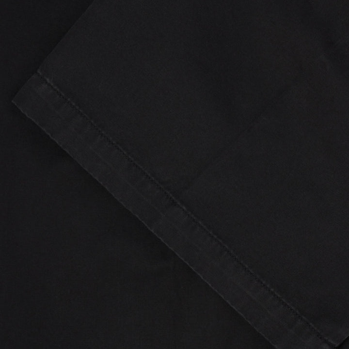 Edwin wide leg shorts i black med clean og moderne pasform