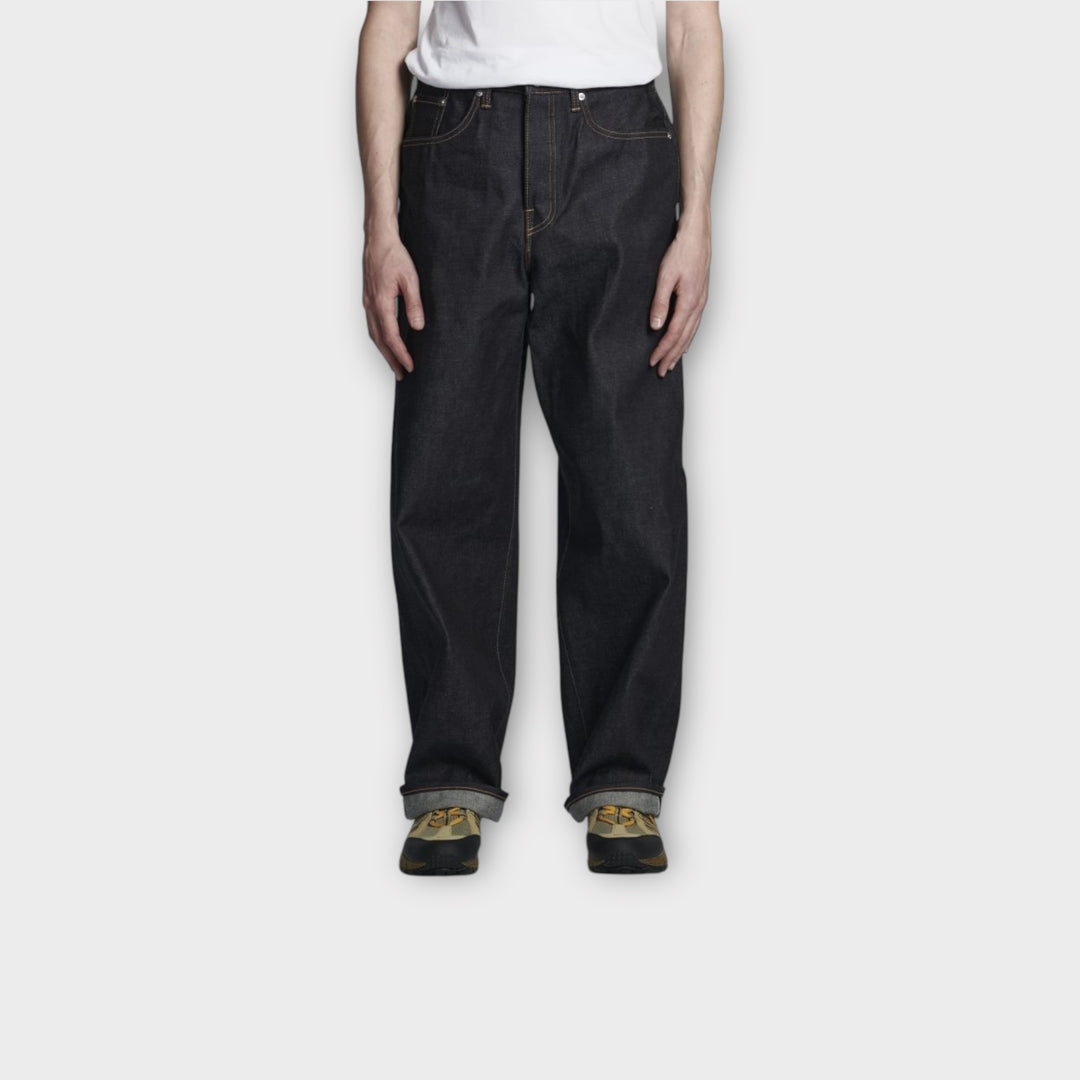 Edwin wide jeans i dark blue raw denim med afslappet pasform