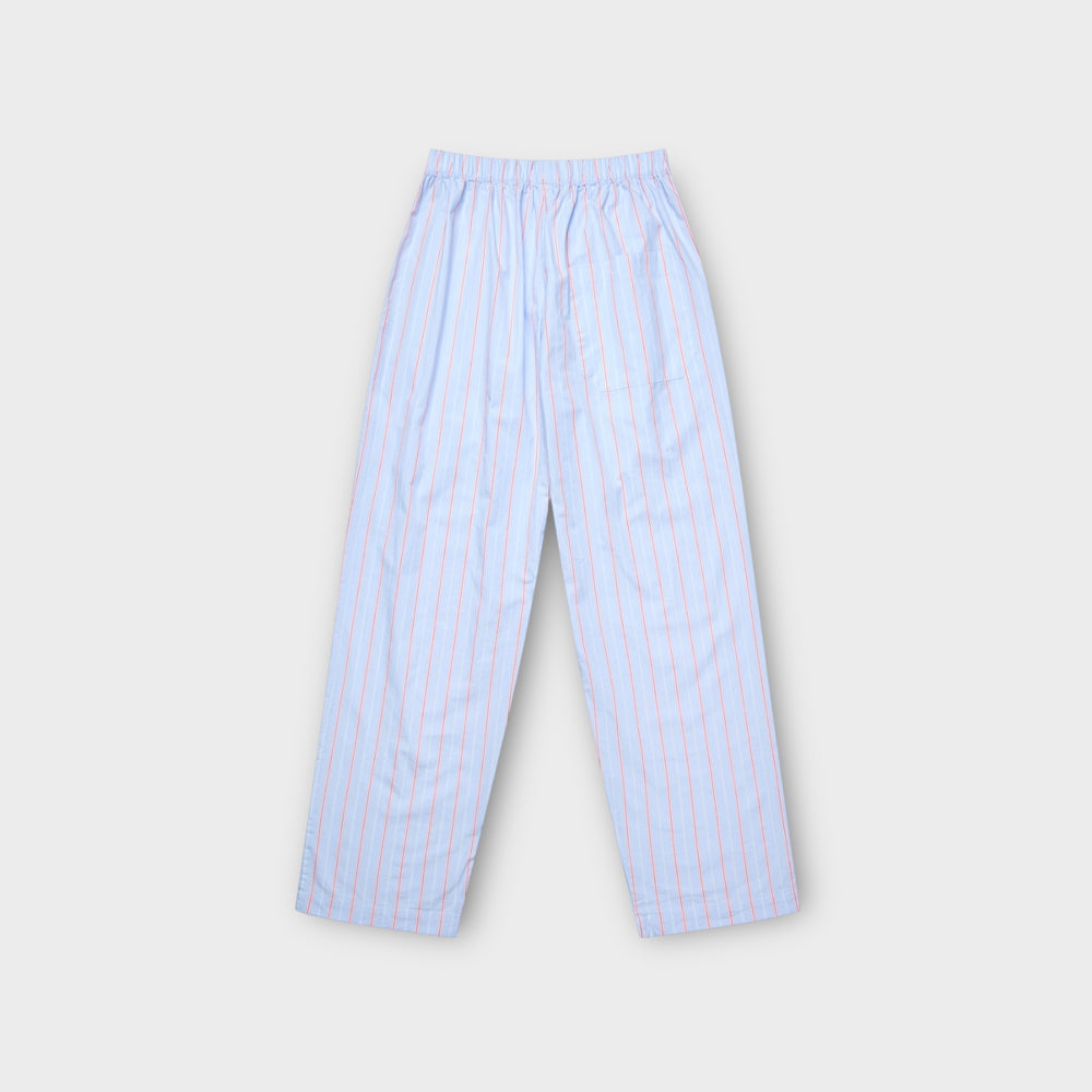 Fichi Long Boxer i Blue Candy Stripe set bagfra med tætsiddende og komfortabel silhuet.