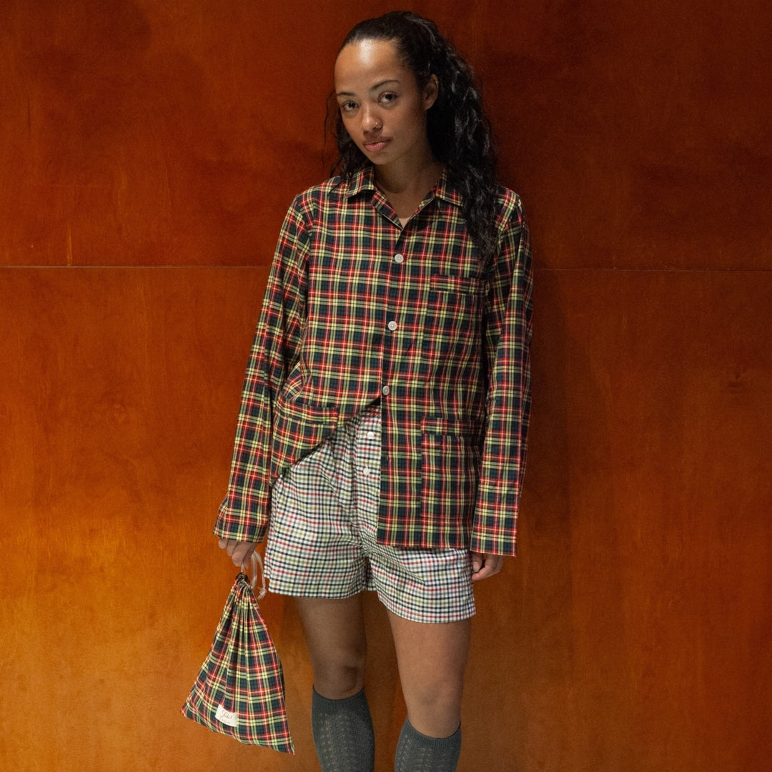 Fichi Trio Shirt i Royal Red Check set forfra med klassisk skjortepasform og ternet mønster.