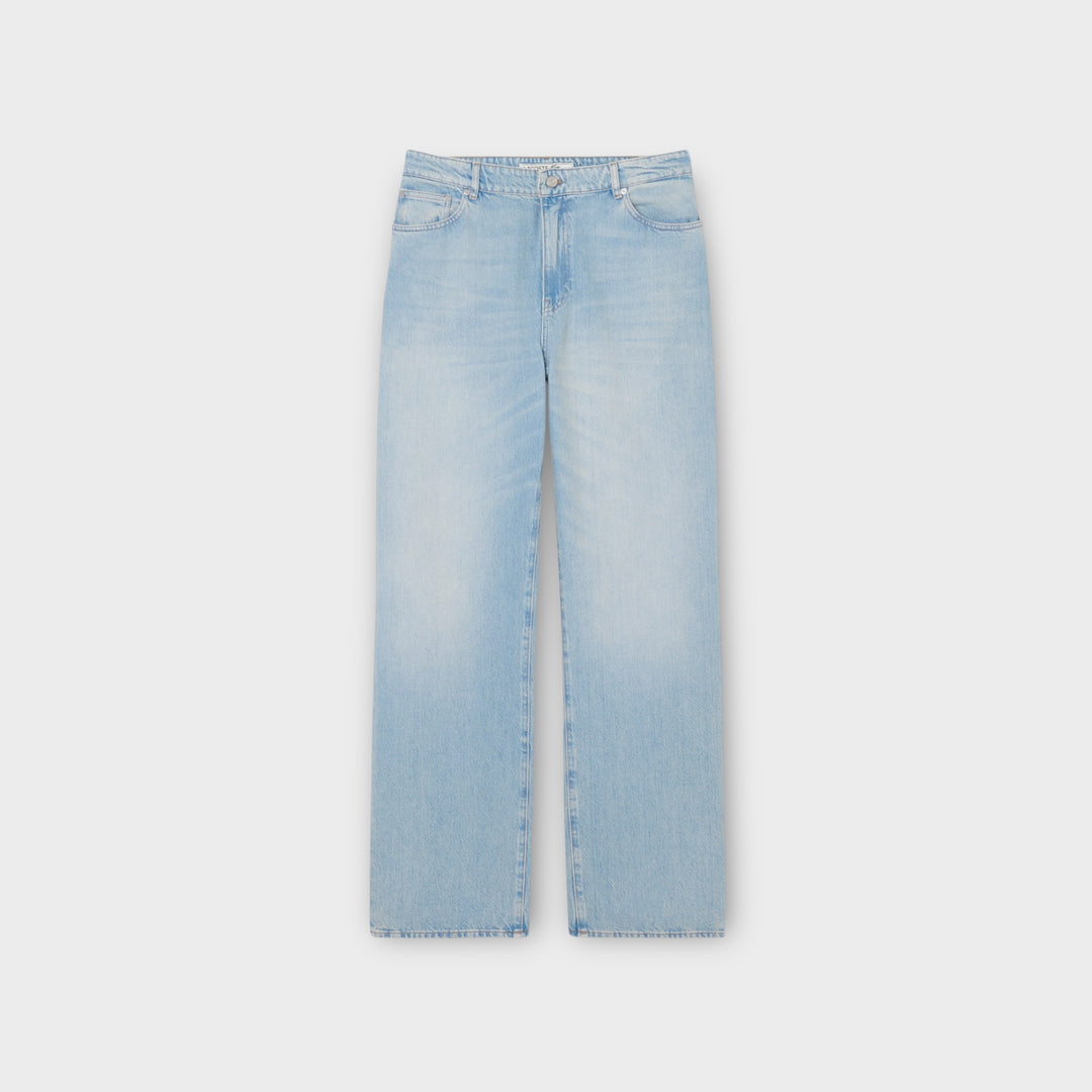 Lacoste Loose fit Denim Jeans i blå set forfra.