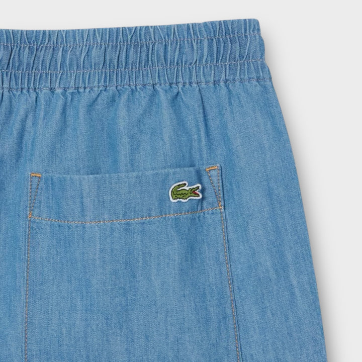 Lacoste denim shorts i blå med klassisk 5-pocket design
