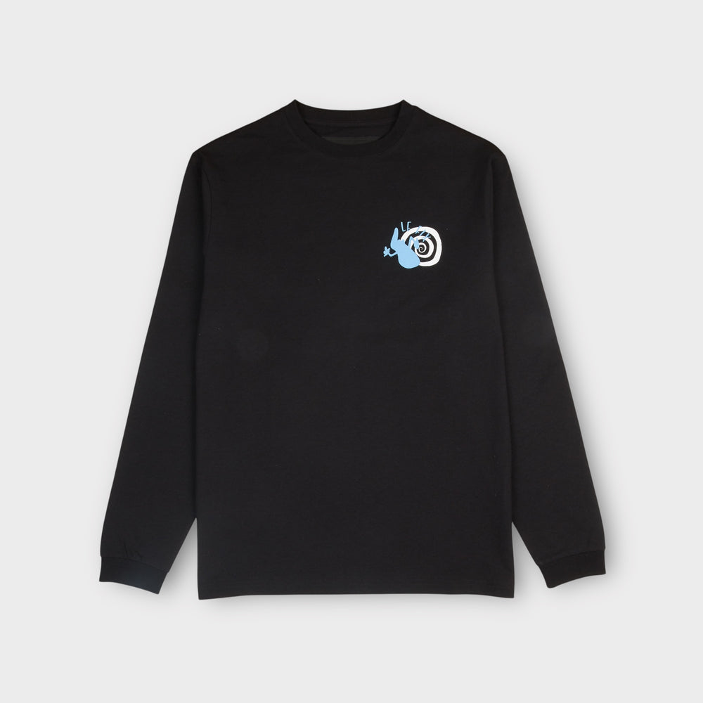 Le Fix Cosmic Kaj langærmet T-shirt i sort set bagfra med stort spiral- og Kaj-rygprint.