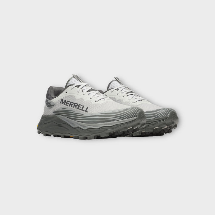 Merrell GORE-TEX Agility Peak 6 i Grey og Ridgeway set bagfra med stabil hælkonstruktion.