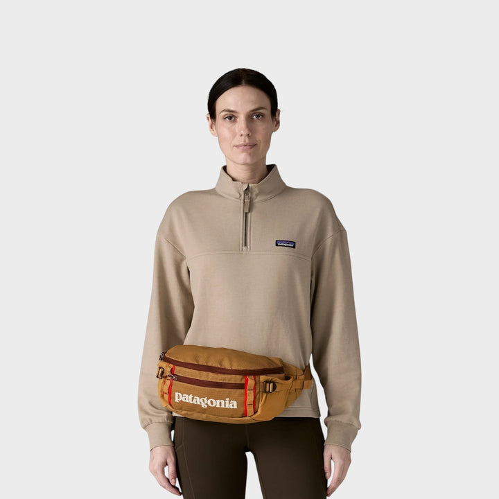 Patagonia Black Hole Waist Pack 5L i brug – bæredygtig bæltetaske til hverdag og outdoor