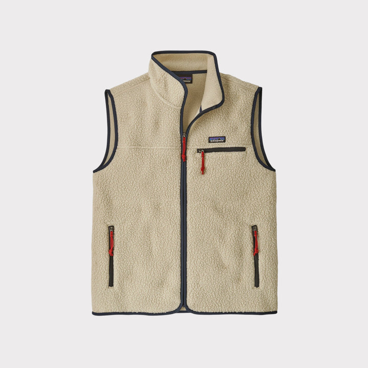 Patagonia Retro Pile Vest i Pelican – set forfra med lys fleece, mørke kanter og røde lynlåssnore