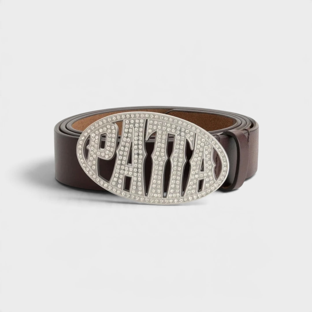 Patta Rhinestone Round Logo Belt i Brown vist i fuld længde med rundt logospænde