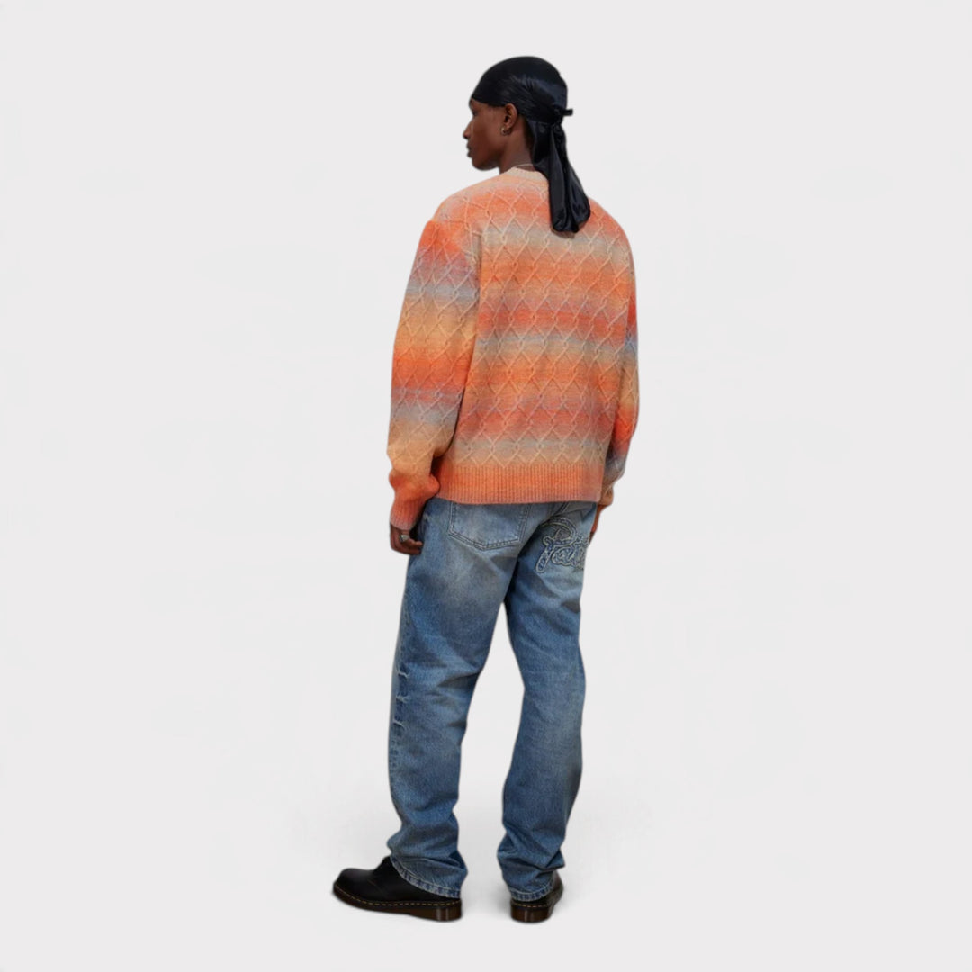 Patta Space Dye Cable Knitted Sweater i Multi vist bagfra på model