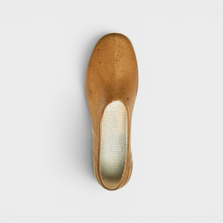 Plasticana Gardana slip-on med skridsikker ydersål.